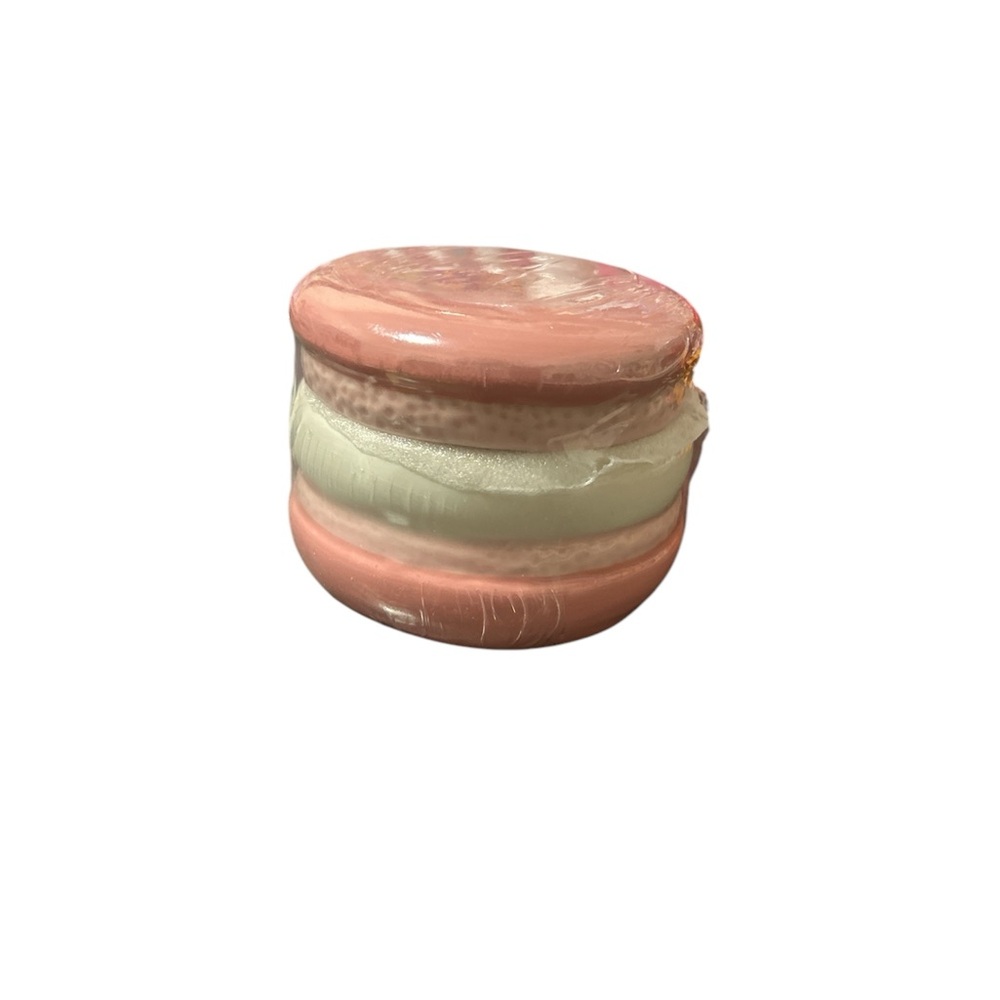 NWT Pastel Macaron-Shaped Home novelty container( FINAL PRICE!)